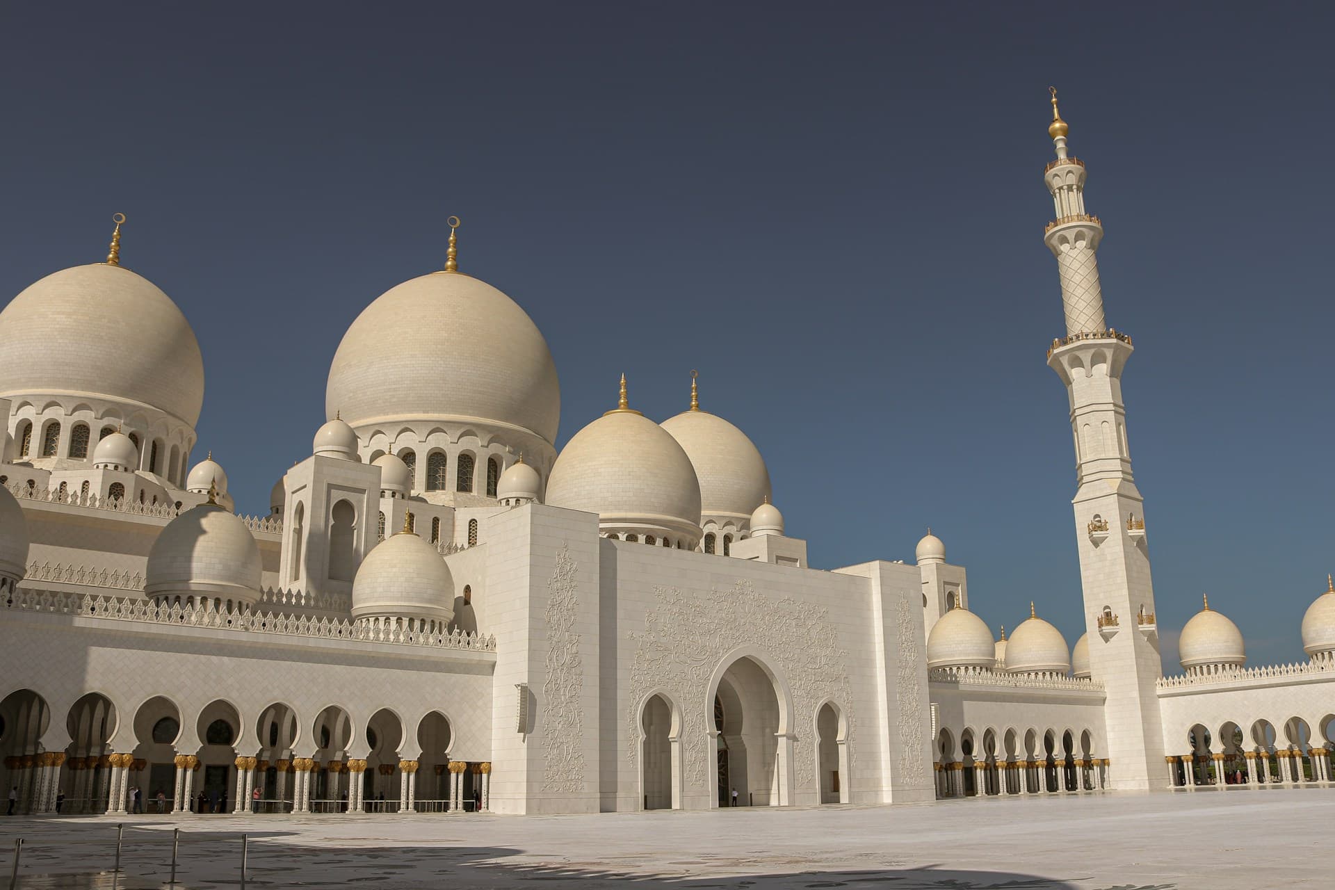 Teach English in Abu Dhabi, UAE