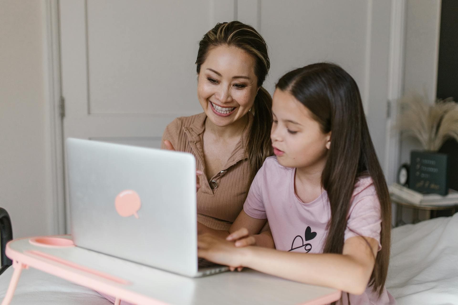 What Can You Do With a Level 5 TEFL Certificate?