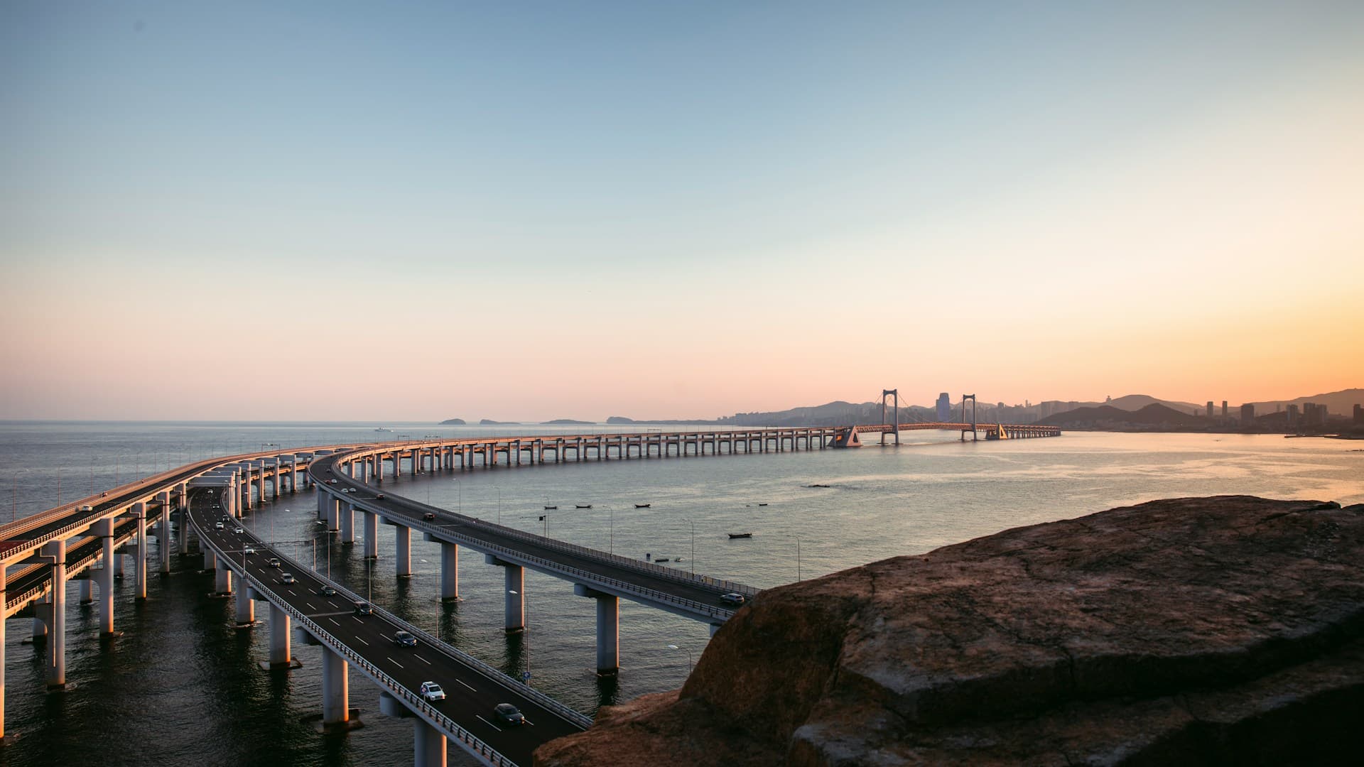 Teach English in Dalian, China