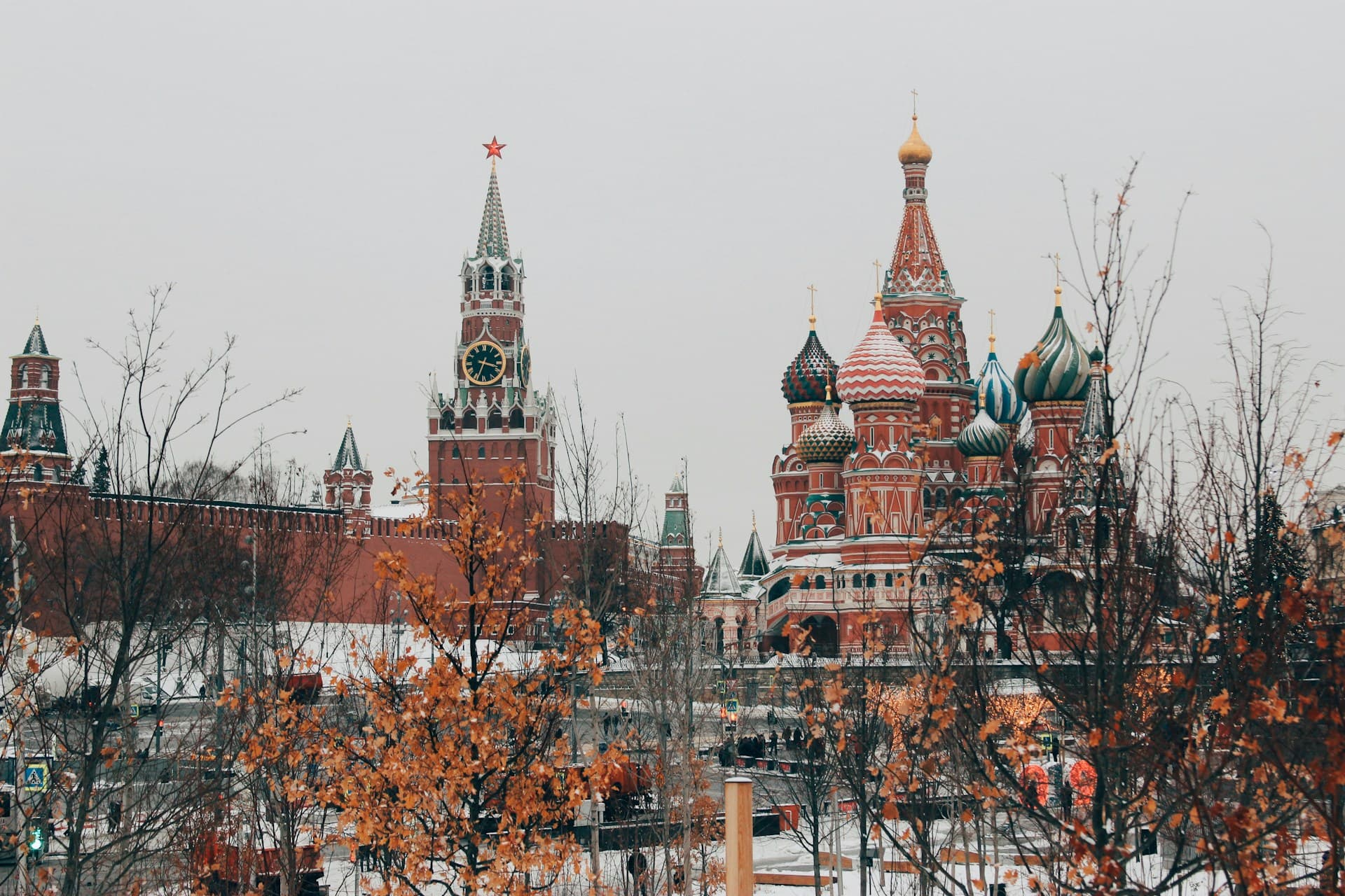 Teach English in Russia: Requirements, Salary, Jobs